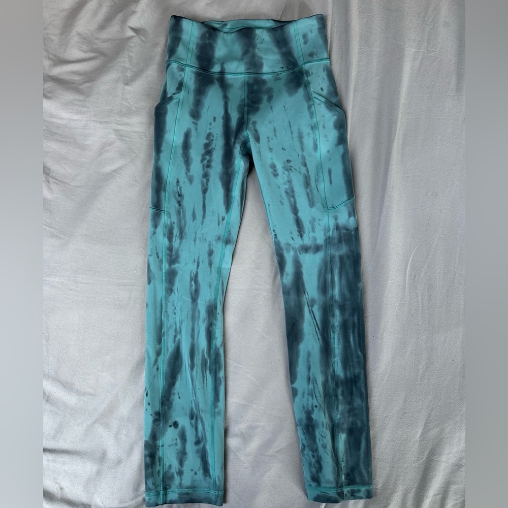 Lululemon Invigorate High Rise Crop 23”